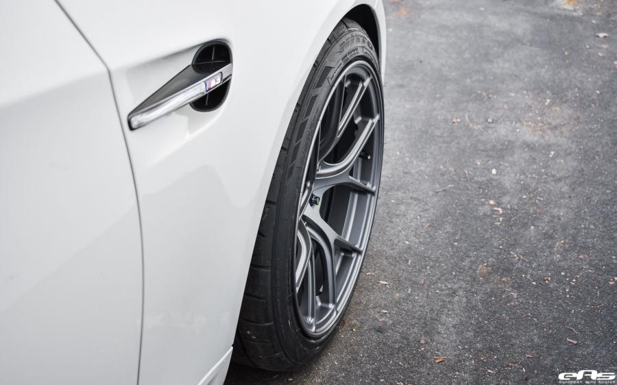 Детали экстерьера BMW M3 Coupe Alpine White by EAS (E92) 2017 года  (фото 6 из 28)